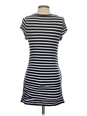 Liz Lange Maternity for Target Sleeveless T-Shirt (view 2)