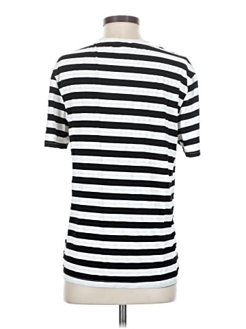 Shein Short Sleeve T-Shirt (view 2)