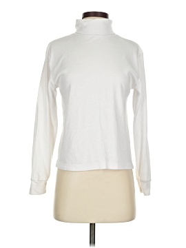 Carriage Court Long Sleeve Top