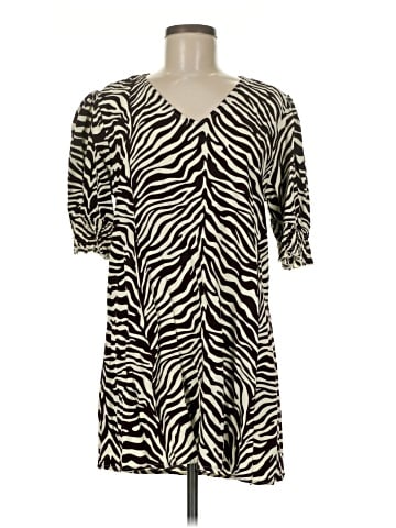 La Mer Luxe Short Sleeve Top (view 1)