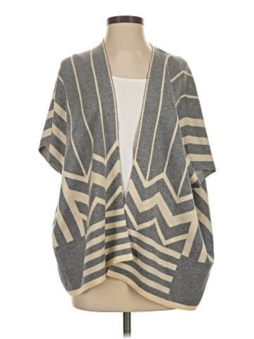 La Fee Verte Poncho (view 1)