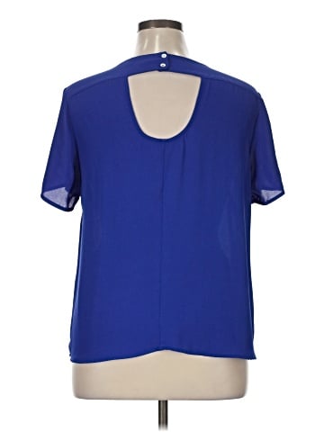 Daniel Rainn Short Sleeve Blouse (view 2)