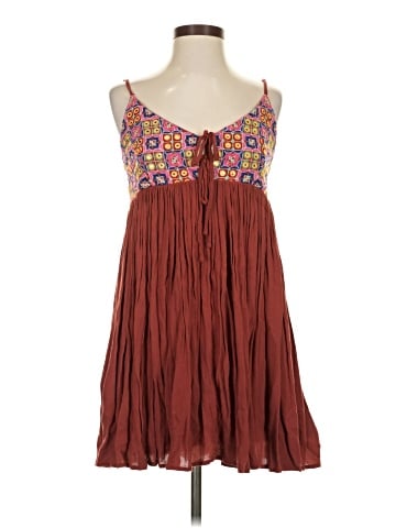 Romeo & Juliet Couture Casual Dress (view 1)