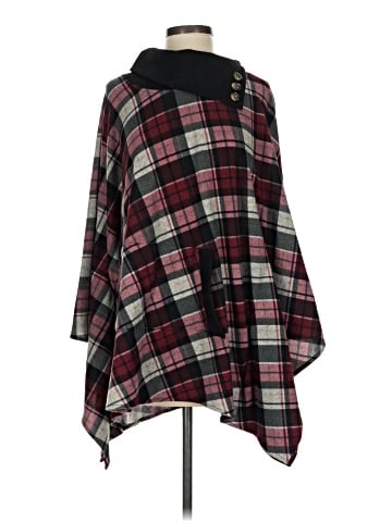 Fervour Poncho (view 1)