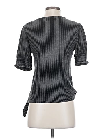 Everleigh Short Sleeve Top (view 2)