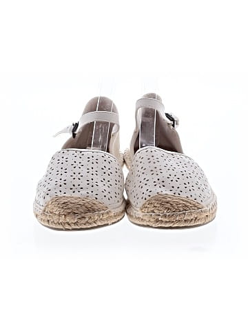 Old Navy Sandals (view 2)