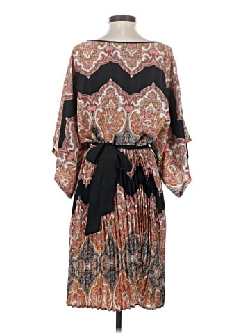 Fleur Wood Casual Dress (view 2)