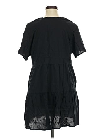 Old Navy Casual Dress (view 2)