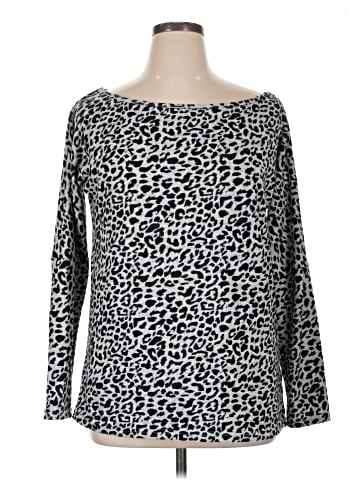 Amaryllis Long Sleeve T-Shirt (view 1)