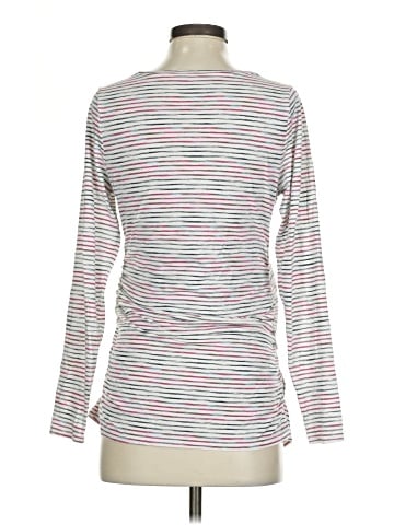 Liz Lange Maternity Long Sleeve T-Shirt (view 2)