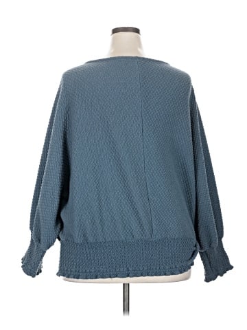 Olivia Grey Pullover Sweater (view 2)