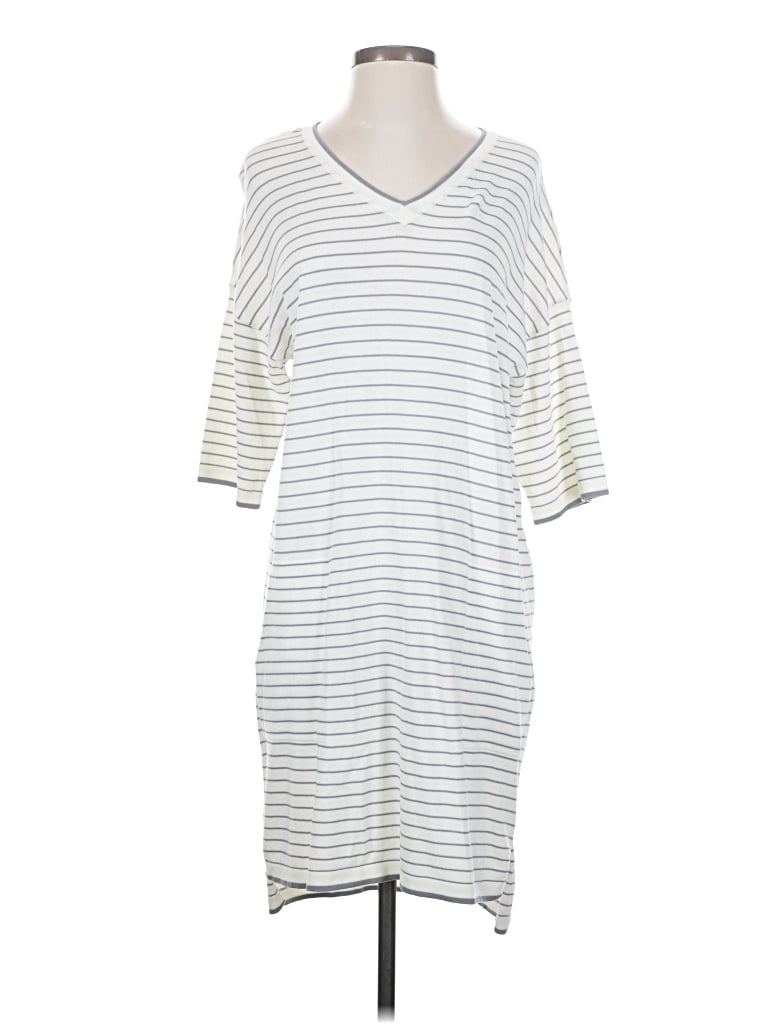 Mod Ref Casual Dress In White