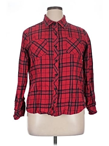Legendary Whitetails Long Sleeve Button-Down Shirt (view 1)