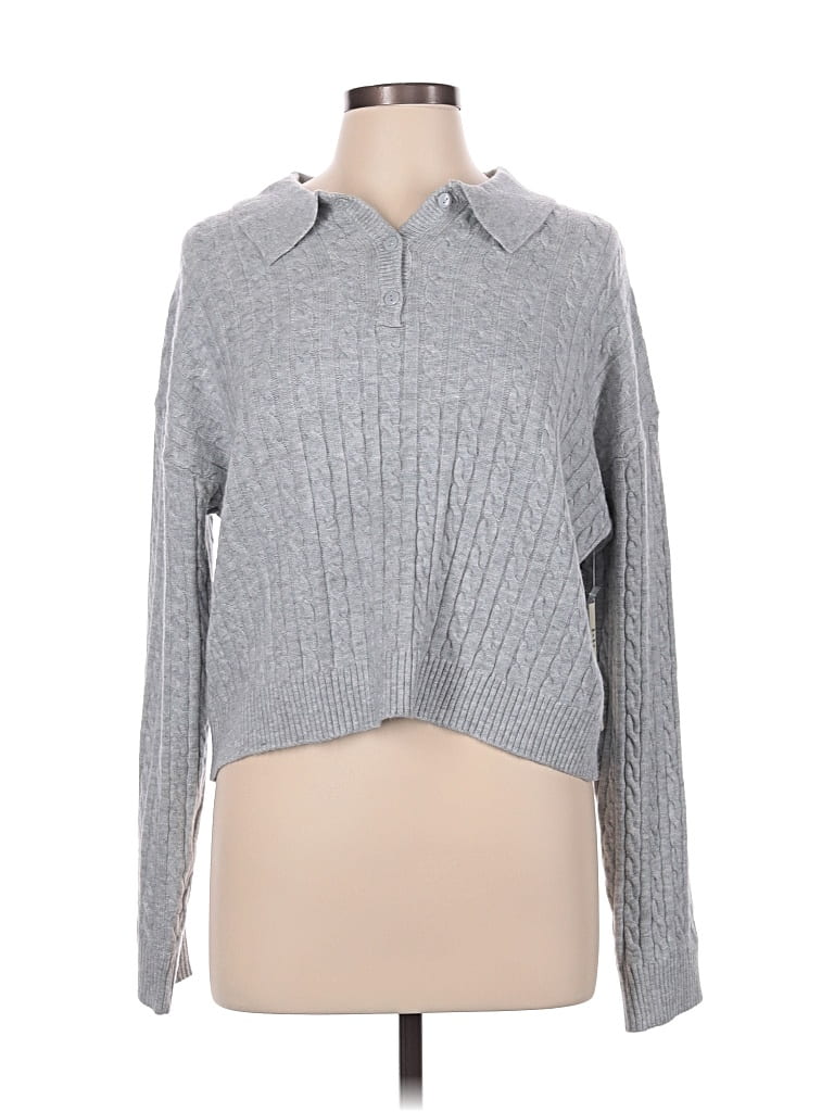 No Boundaries Pullover Sweater In Gray