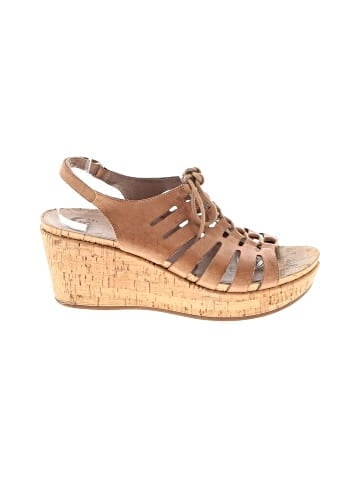 ABEO Wedges (view 1)