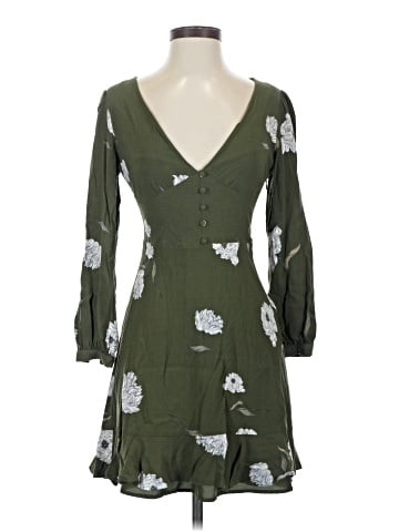 Cupcakes & Cashmere Casual Dress (view 1)