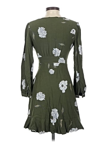 Cupcakes & Cashmere Casual Dress (view 2)