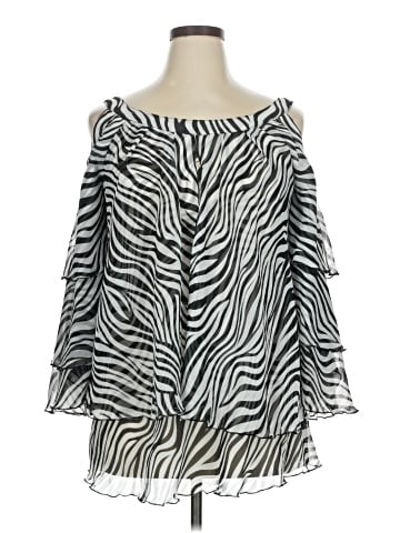 Hot In Hollywood 3/4 Sleeve Blouse (view 1)