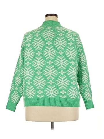 Old Navy Pullover Sweater (view 2)