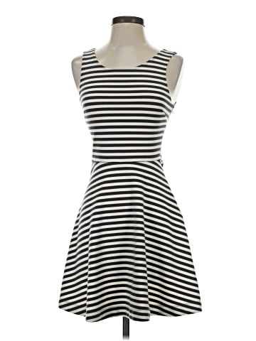 American Eagle Outfitters Casual Dress (view 1)