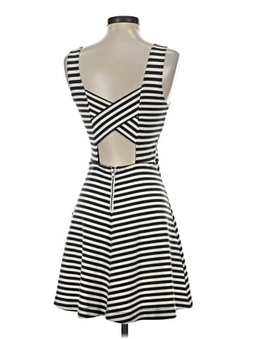 American Eagle Outfitters Casual Dress (view 2)
