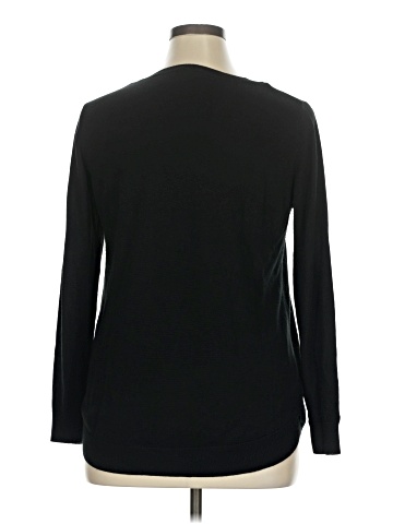 Cupio Pullover Sweater (view 2)