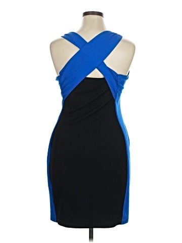 Jennifer Lopez Cocktail Dress (view 2)