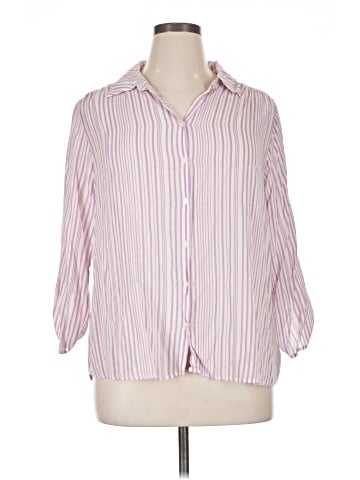 Lush 3/4 Sleeve Button-Down Shirt (view 1)