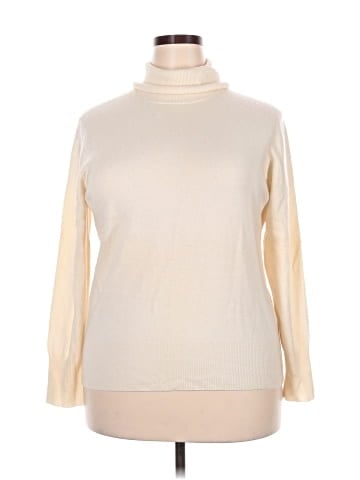 Neiman Marcus Cashmere Pullover Sweater (view 1)