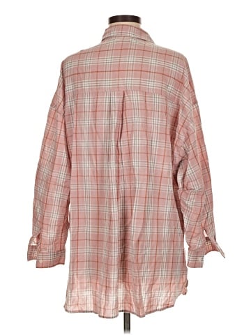 Max Studio 3/4 Sleeve Button-Down Shirt (view 2)