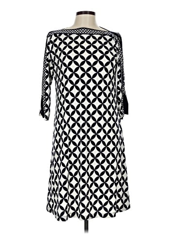 Sandra Darren Casual Dress (view 1)