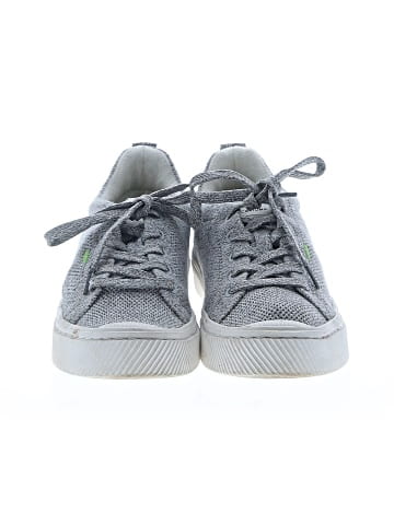 Cariuma Sneakers (view 2)