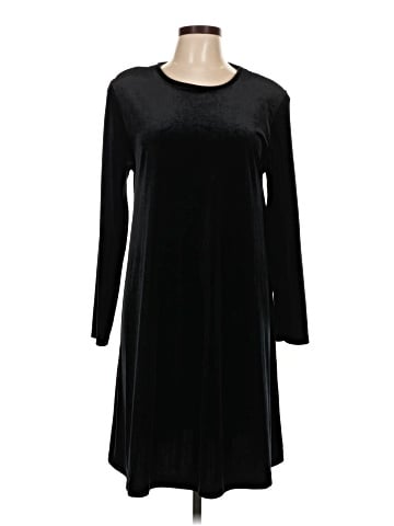 Amanda Smith Casual Dress (view 1)