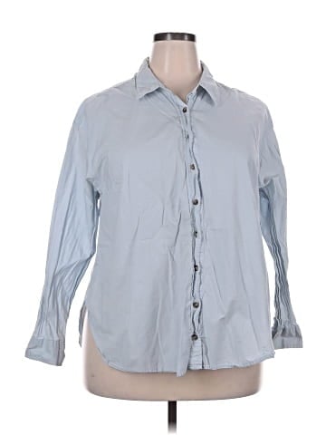 Universal Thread 3/4 Sleeve Button-Down Shirt (view 1)