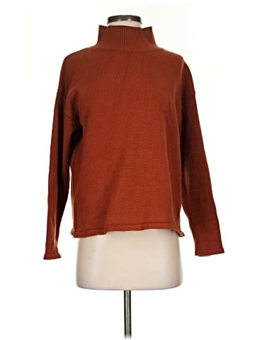 Xieerduo Turtleneck Sweater (view 1)