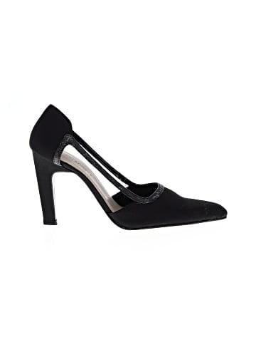 Colin Stuart Heels (view 1)
