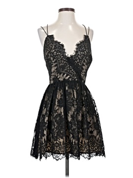 TOBI Women's Clothing On Sale Up To 90% Off Retail | ThredUp TOBI Women's Clothing On Sale Up To 90% Off Retail | ThredUp