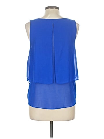 Blu Pepper Sleeveless Blouse (view 2)