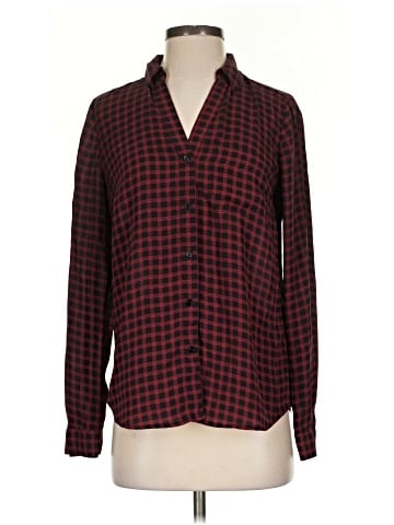 The Limited Long Sleeve Button-Down Shirt (view 1)