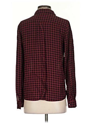 The Limited Long Sleeve Button-Down Shirt (view 2)