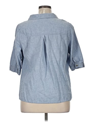Catherines Short Sleeve Button-Down Shirt (view 2)