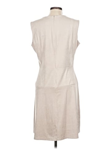 Lila Rose Casual Dress (view 2)