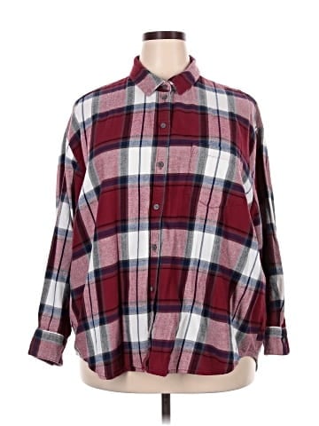 Old Navy Long Sleeve Button-Down Shirt (view 1)