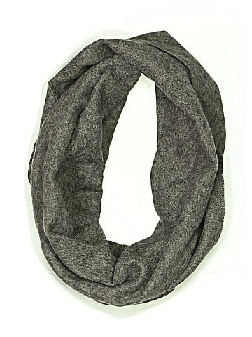 Cuyana Scarf (view 1)