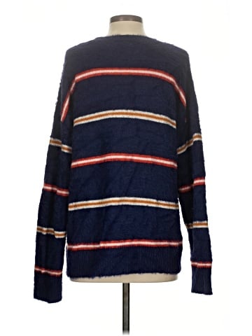 Forever 21 Pullover Sweater (view 2)