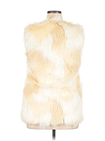 Wenxi Faux Fur Vest (view 2)