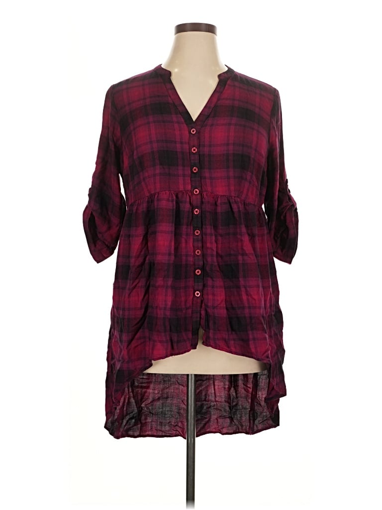 Pre-owned Torrid 3/4 Sleeve Button Down Shirt In Burgundy
