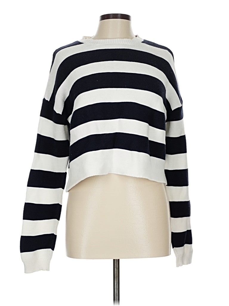 Pre-owned Moon & Madison Pullover Sweater In White