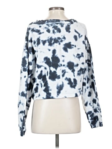 UR Cardigan (view 2)