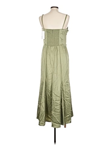 Reformation Casual Dress - back